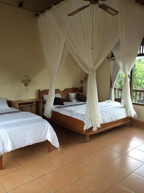 ** Guest house Raka Rai Bungalows Ubud  Indonesia